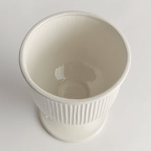 Load image into Gallery viewer, Sinclair Footed Urn – Small
