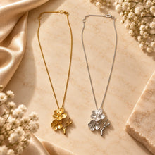 Load image into Gallery viewer, Cherry Blossoms Necklace
