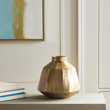 Load image into Gallery viewer, EMERY VASE LARGE
