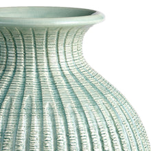 Load image into Gallery viewer, GRAFFIO PETITE VASE
