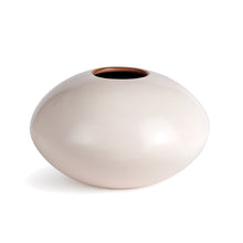 Load image into Gallery viewer, LUCELA VASE SHORT
