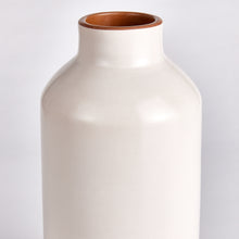 Load image into Gallery viewer, LUCELA BOTTLE VASE
