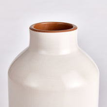 Load image into Gallery viewer, LUCELA BOTTLE VASE
