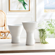 Load image into Gallery viewer, LARSON CACHEPOT
