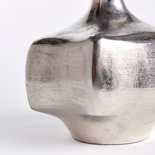 Load image into Gallery viewer, ZAIRE VASE LARGE
