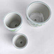 Load image into Gallery viewer, IMPERIAL FLOWER POTS, SET OF 3
