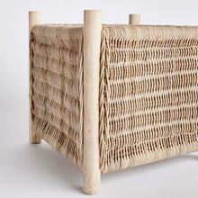 Load image into Gallery viewer, LANDON MEDIUM PLANTER
