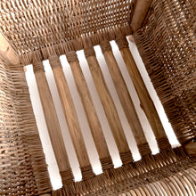 Load image into Gallery viewer, LANDON MEDIUM PLANTER
