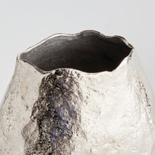 Load image into Gallery viewer, HARLIN SHORT VASE
