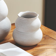 Load image into Gallery viewer, CHRYSSA VASE SMALL
