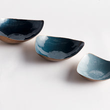Load image into Gallery viewer, CAMRYN DECORATIVE BOWLS, SET OF 3
