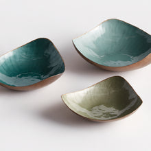 Load image into Gallery viewer, CAMRYN DECORATIVE BOWLS, SET OF 3
