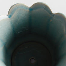 Load image into Gallery viewer, MALINE FOOTED  POT SMALL
