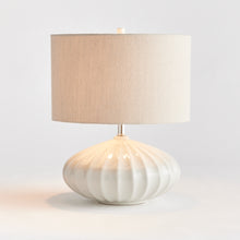 Load image into Gallery viewer, LILLET LAMP
