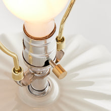 Load image into Gallery viewer, LILLET LAMP
