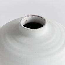 Load image into Gallery viewer, ANDORRA VASE 13.75"
