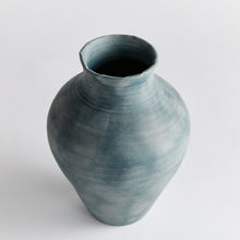 Load image into Gallery viewer, MIRELA VASE LARGE
