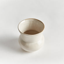 Load image into Gallery viewer, DELANEY POT SMALL
