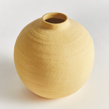 Load image into Gallery viewer, VERONA ROUND VASE
