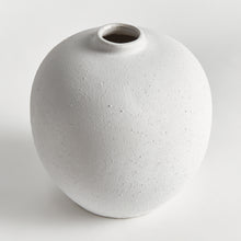 Load image into Gallery viewer, HAWTHORN GRANDE VASE SMALL
