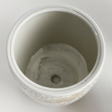 Load image into Gallery viewer, PROVINCE FLOWER POTS, SET OF 3

