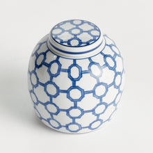 Load image into Gallery viewer, BARCLAY BUTERA DYNASTY LINK LIDDED JAR
