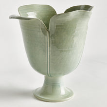Load image into Gallery viewer, PETALO VASE LARGE
