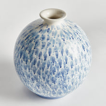 Load image into Gallery viewer, CASCATA VASE LARGE
