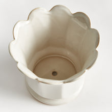 Load image into Gallery viewer, MALINE FOOTED  POT SMALL
