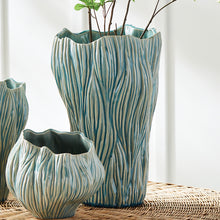 Load image into Gallery viewer, ANNABELLE VASE LARGE
