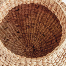 Load image into Gallery viewer, WATER HYACINTH URN
