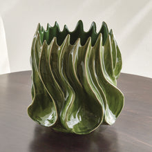 Load image into Gallery viewer, CALLISTA VASE LARGE
