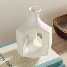Load image into Gallery viewer, SONYA VASE SHORT
