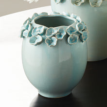 Load image into Gallery viewer, PETITE FLEUR VASE SHORT
