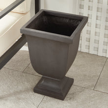 Load image into Gallery viewer, FIBRECLAY BECKETT SQ FOOTED PLANTER SMALL
