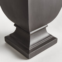 Load image into Gallery viewer, FIBRECLAY BECKETT SQ FOOTED PLANTER LARGE
