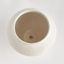 Load image into Gallery viewer, BARCLAY BUTERA OJAI POT
