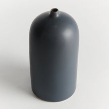 Load image into Gallery viewer, MALLIE VASE MEDIUM
