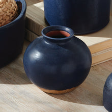 Load image into Gallery viewer, GAVIN BUD VASES, SET OF 3
