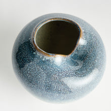 Load image into Gallery viewer, VERONICA VASE SMALL
