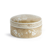Load image into Gallery viewer, PROVINCE EMPRESS RD LIDDED CATCHLL BOX SM

