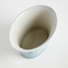 Load image into Gallery viewer, MONARCH LOTUS CACHEPOT LARGE

