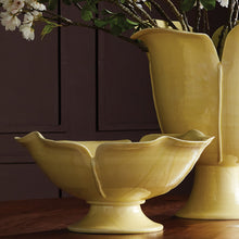 Load image into Gallery viewer, PETALO DECORATIVE FOOTED BOWL
