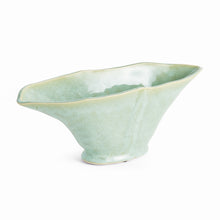 Load image into Gallery viewer, MADARA OVAL VASE SMALL

