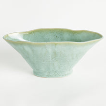 Load image into Gallery viewer, MADARA OVAL VASE LARGE
