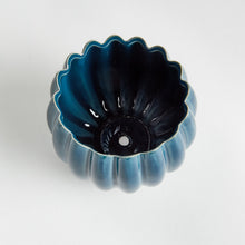 Load image into Gallery viewer, LEANNA POT
