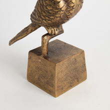 Load image into Gallery viewer, PARROT SCULPTURE
