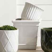 Load image into Gallery viewer, CARLY POTS, SET OF 2
