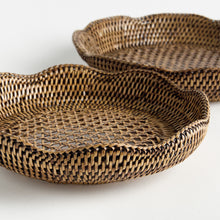 Load image into Gallery viewer, BURMA RATTAN SCALLOPED TRAYS ST/2
