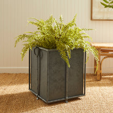 Load image into Gallery viewer, CALLAHAN SQUARE PLANTER
